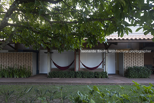 sesc bertioga prestes maia