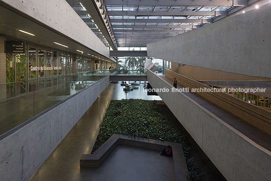 sesc guarulhos dal pian arquitetos