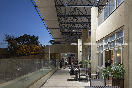 sesc rio preto ícaro de castro mello