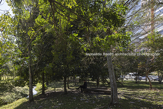 passeio pedra branca ja8 arquitetura e paisagem
