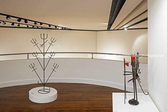 exposição josé adário - museu inimá de paula 
